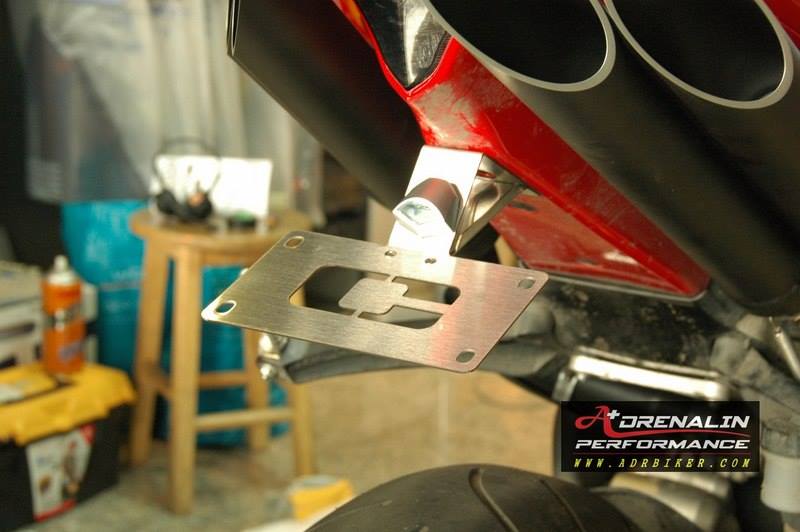 ท้ายสั้น Competiton Werkes สำหรับ R1 ปี 04-14