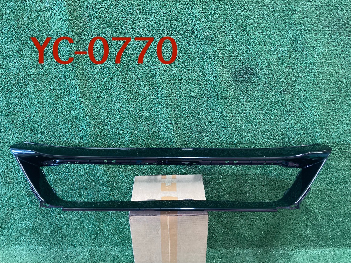 คิ้วครอบกันชนหน้า Honda Accord 2019-2022 แท้มือสอง