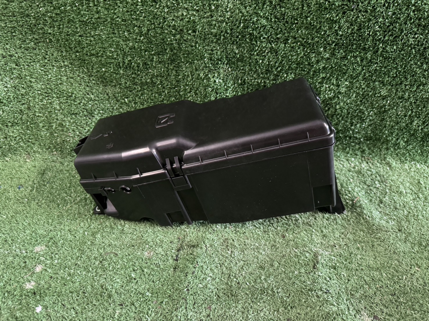 กล่องฟิวสืในห้องเครื่อง Isuzu D-Max ใหม่แท้