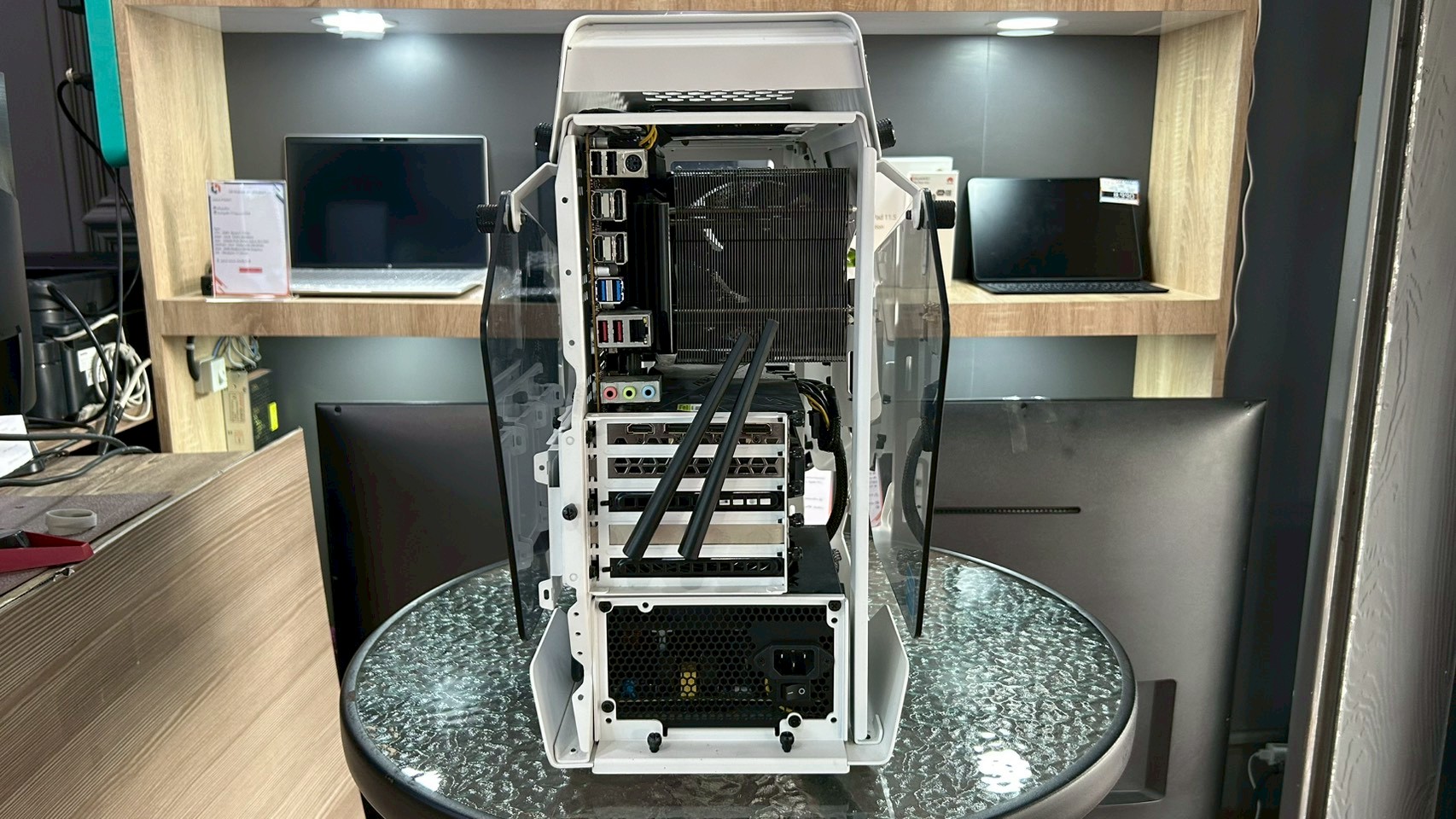 PC ประกอบ Intel Core i7-12700F / RTX 3050 / Ram 8GB