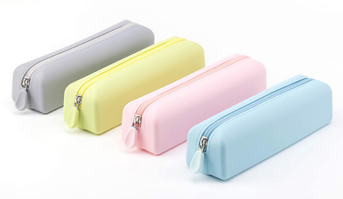 กระเป๋าใส่เครื่องเขียน,กระเป๋าใส่เครื่องสำอาง,กระเป๋าพกพา,สกรีนโลโก้