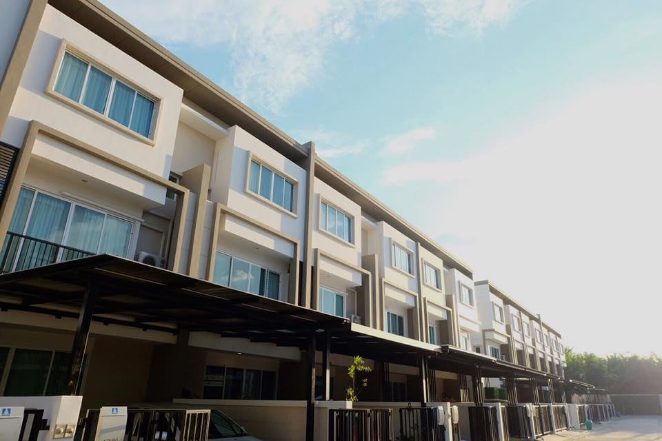 Townhouse for rent LPN TOWN PLACE SUKHUMVIT62