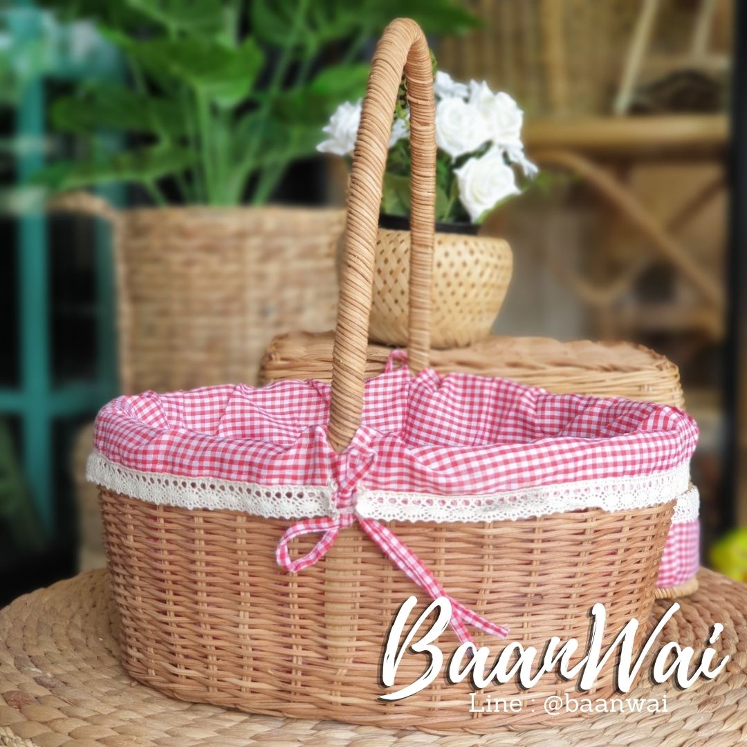 ตะกร้าหวาย ตะกร้าบุผ้า ตะกร้าหวายลายสต๊อกแดง ตะกร้าใส่ของ ตะกร้าอเนกประสงค์ ตะกร้าทรงรี