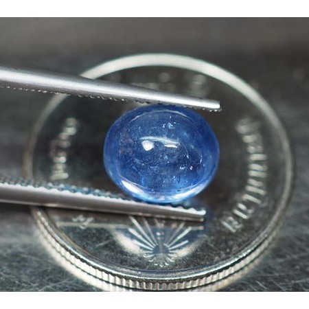 พลอยไพลินหลังเบี้ย (Sapphire) 3 กะรัต