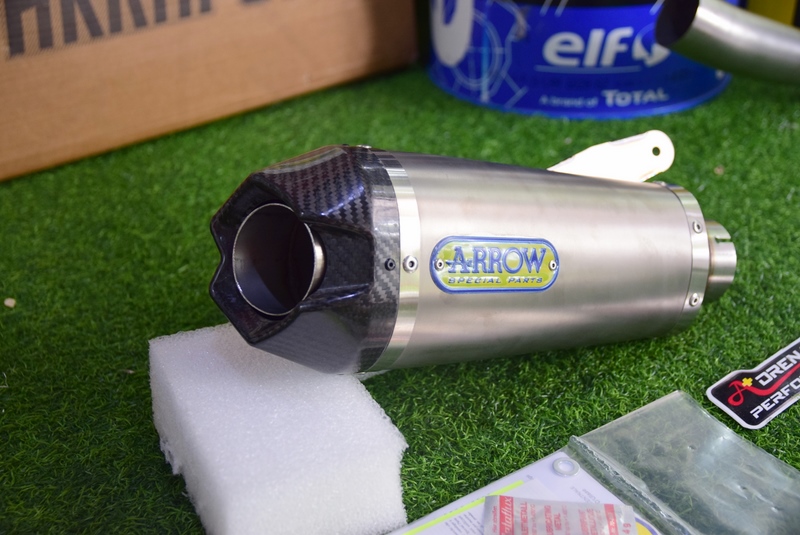 ท่อ Arrow สำหรับ S1000R 2014+ (For Exhibition only)