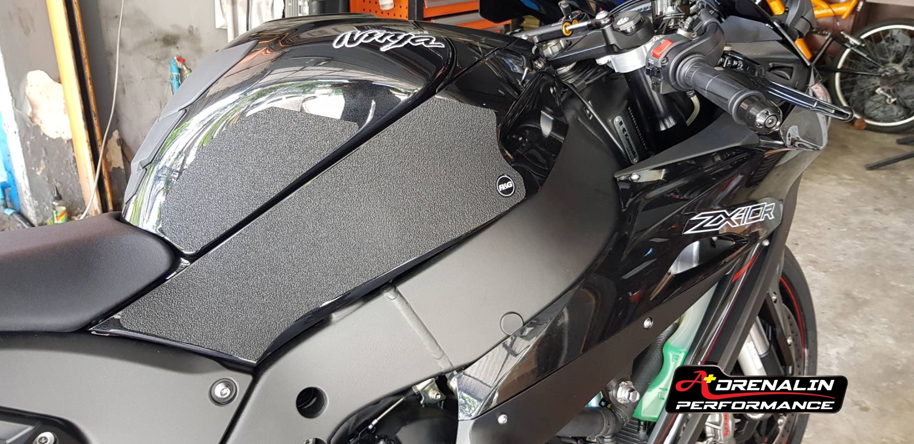 กันลื่นข้างถัง RG สำหรับ ZX10 2016+