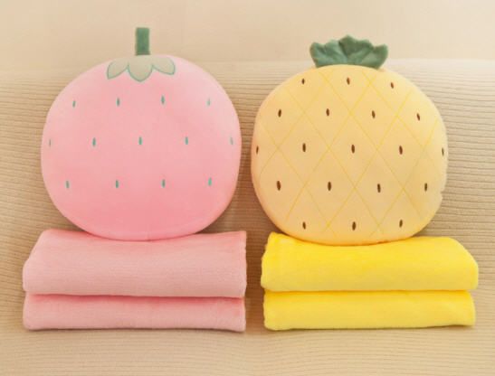 หมอน,หมอนผ้าห่ม,หมอนผ้าห่มรูปผลไม้,ปักโลโก้,ตุ๊กตาหมอนผ้าห่ม