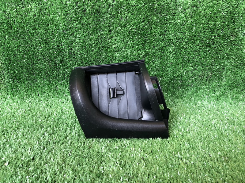 ช่องลมแอร์รถยนต์