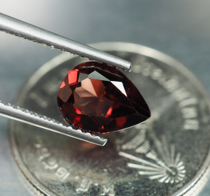 พลอยโรโดไรท์โกเมนส้มแดง (Rhodolite) 1.25 กะรัต