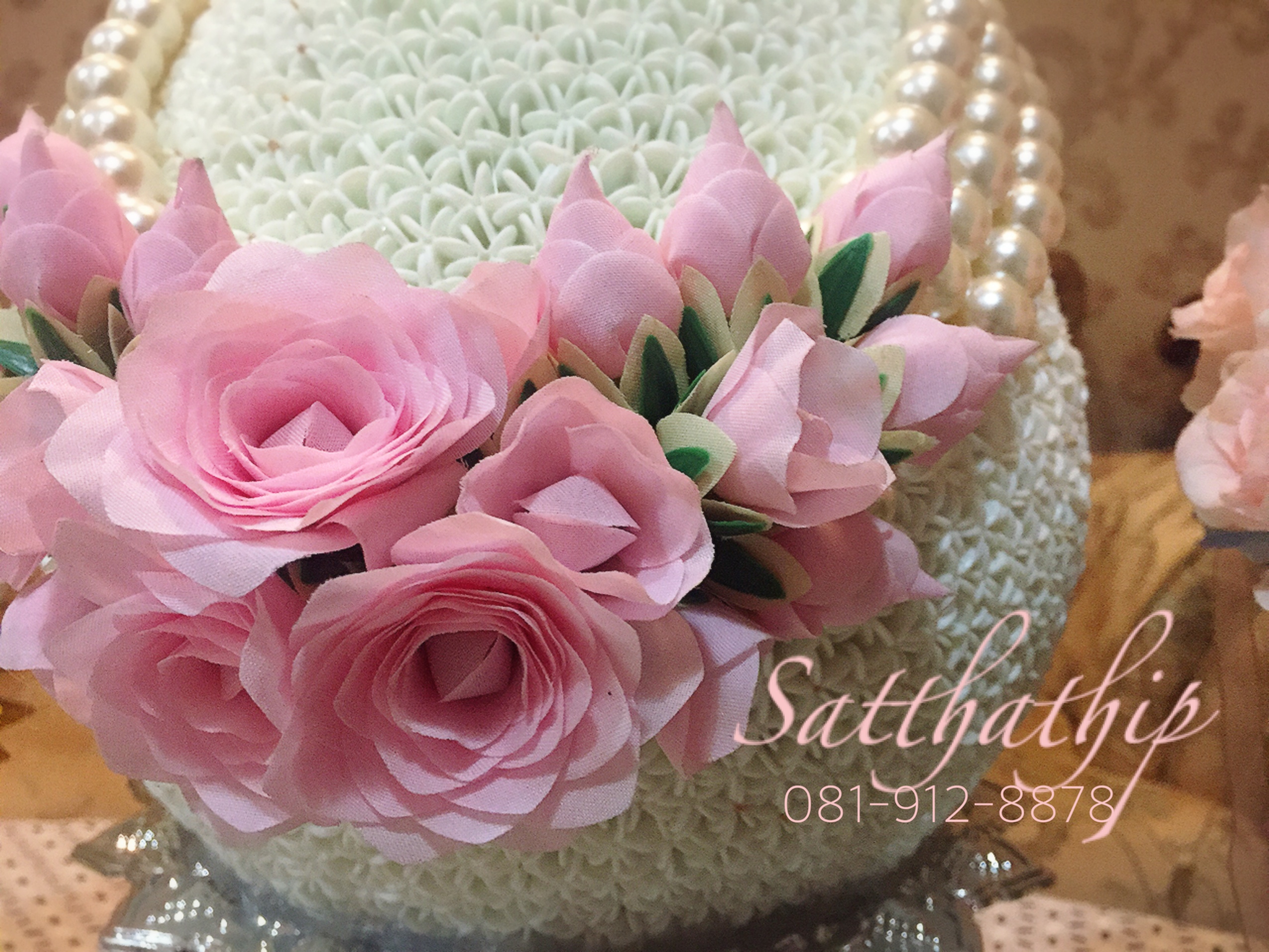 พานพุ่ม - พานพุ่มสักการะ - พานพุ่มดอกรัก - พานพุ่มดอกรักประดิษฐ์ (พลาสติก) - พานพุ่มสีขาว - Panpum