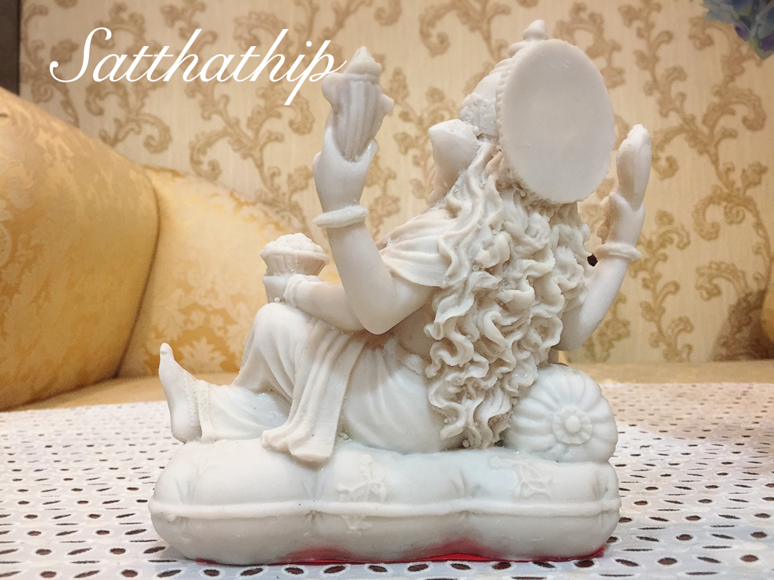 พระพิฆเนศ ปางเสวยสุข (เรซิ่น) - Ganesha: Lord of Success