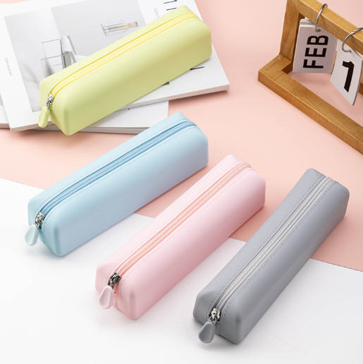 กระเป๋าใส่เครื่องเขียน,กระเป๋าใส่เครื่องสำอาง,กระเป๋าพกพา,สกรีนโลโก้