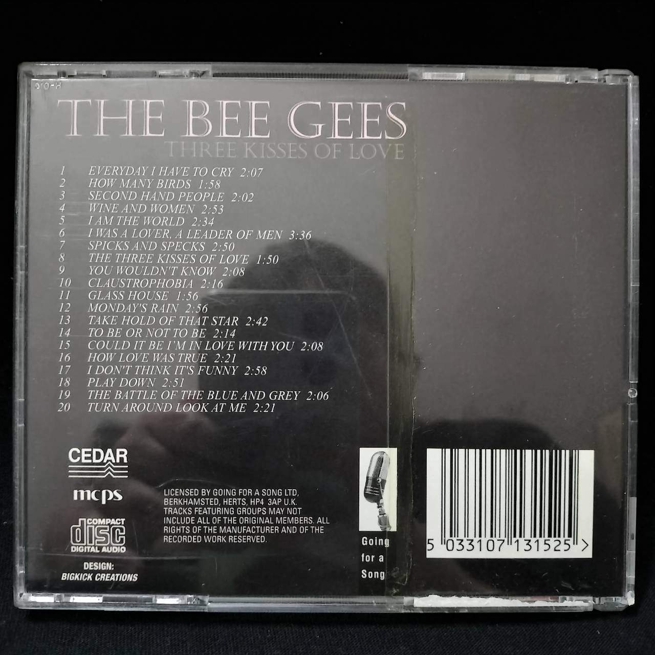 The Bee Gees – Three Kisses Of Love / ไม่ระบุ / แผ่นสภาพนางฟ้า