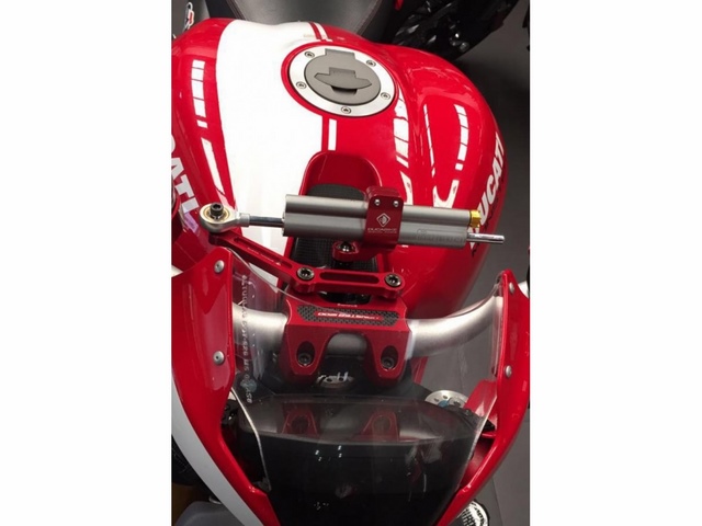 กันสะบัด Ohlins พร้อมขาจับ Ducabike สำหรับ M797