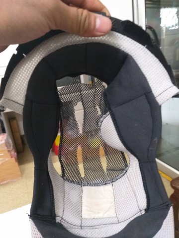 ซ่อมฟองน้ำหมวกกันน๊อค arai และ ทุกยี่ห้อที่ถอดนวมได้