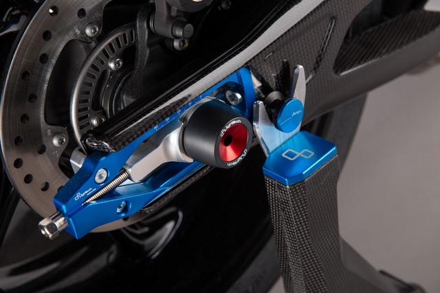 Lightech - เซ็ทกันล้มหน้า+หลัง Wheel Axle Sliders สำหรับ ZX10R