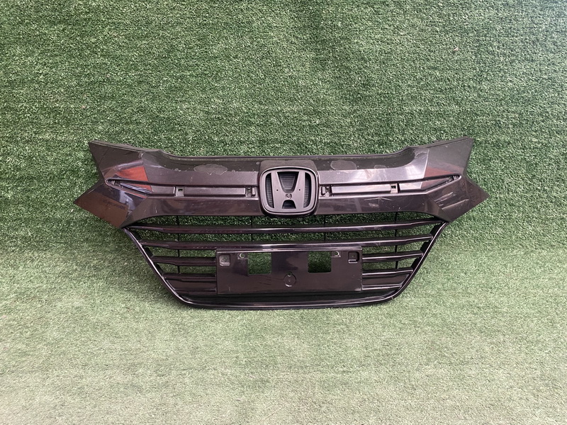 กระจังหน้า มีตำหนิ Honda HR-V 2014-2018