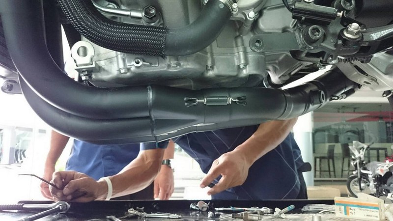 ท่อ Brock\'s Full System ออกข้างเดียว สำหรับ Hayabusa 1999-ปัจจุบัน (For Exhibition only)