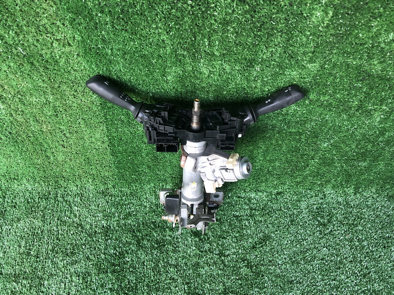 แกนคอพวงมาลัย+สวิตช์ยกเลี้ยว Toyota