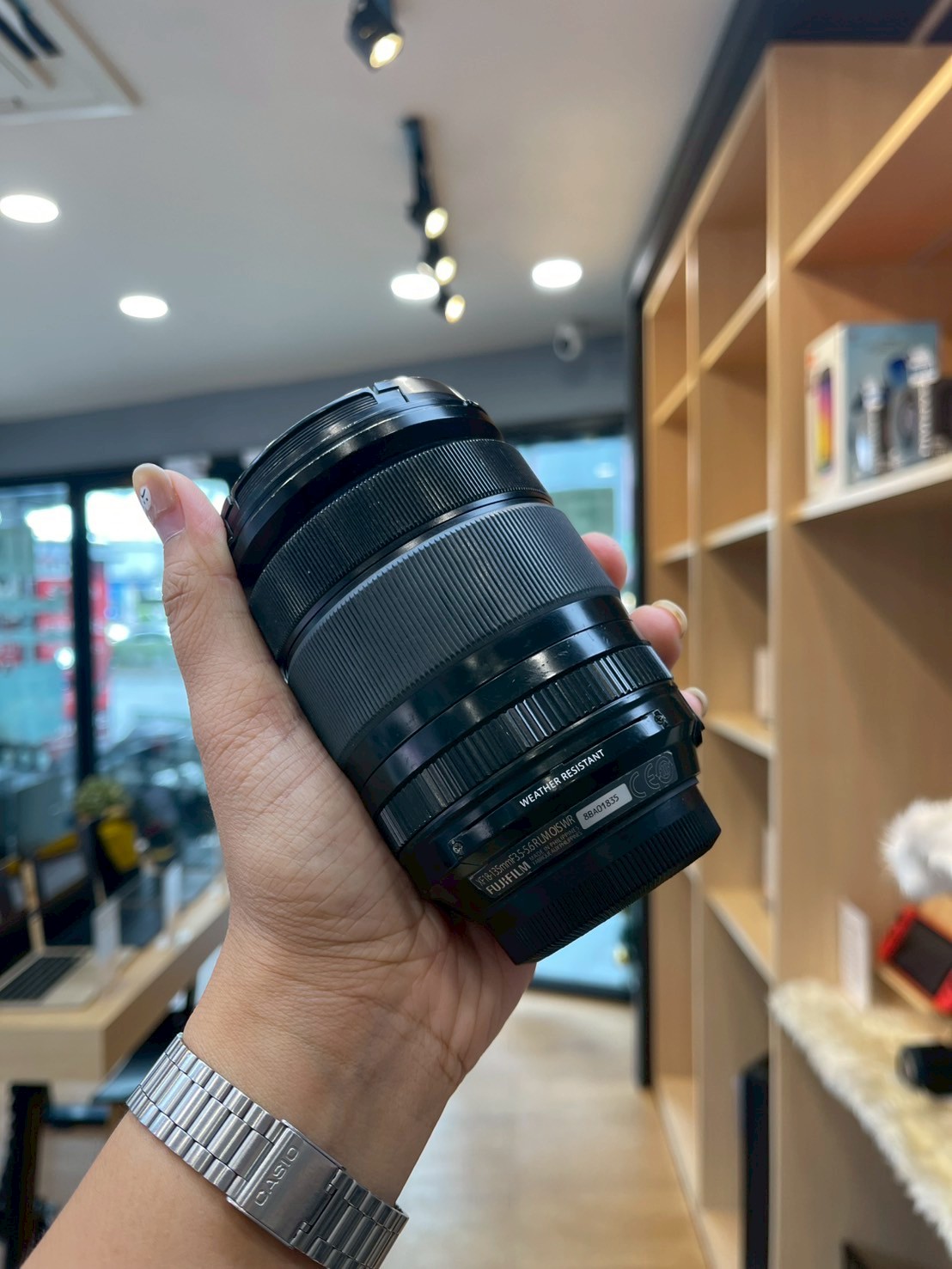 FUJIFILM Fujinon XF 18-135mm f/3.5-5.6 R LM OIS WR