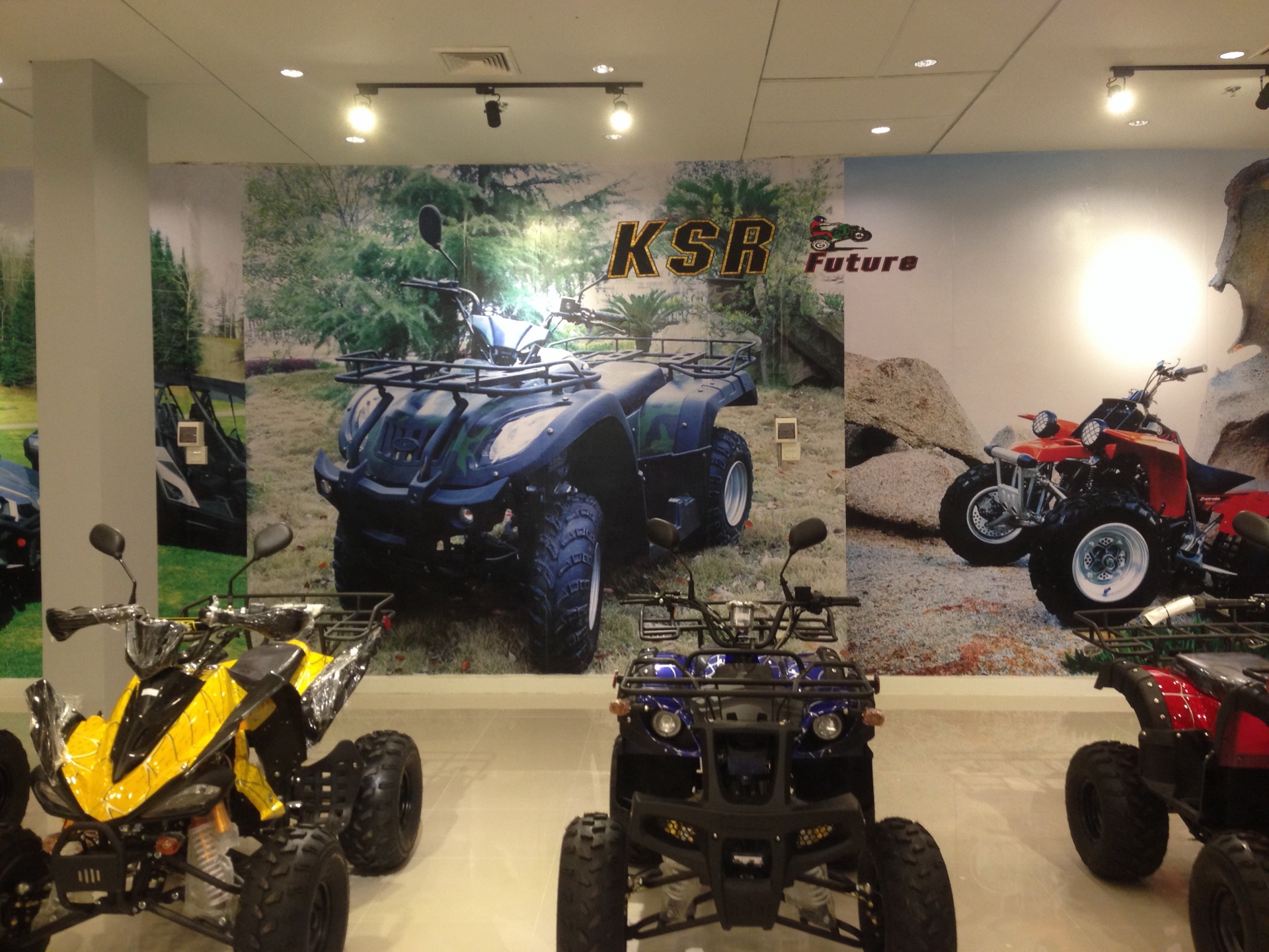 โชร์รูมสาขา 2 ที่เดอะฮับ ห้างเชียร์รังสิต แวะชมสินค้าได้