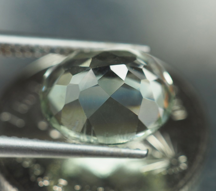อเมทิสต์สีเขียว (Green Amethyst) 3.68 กะรัต AAA