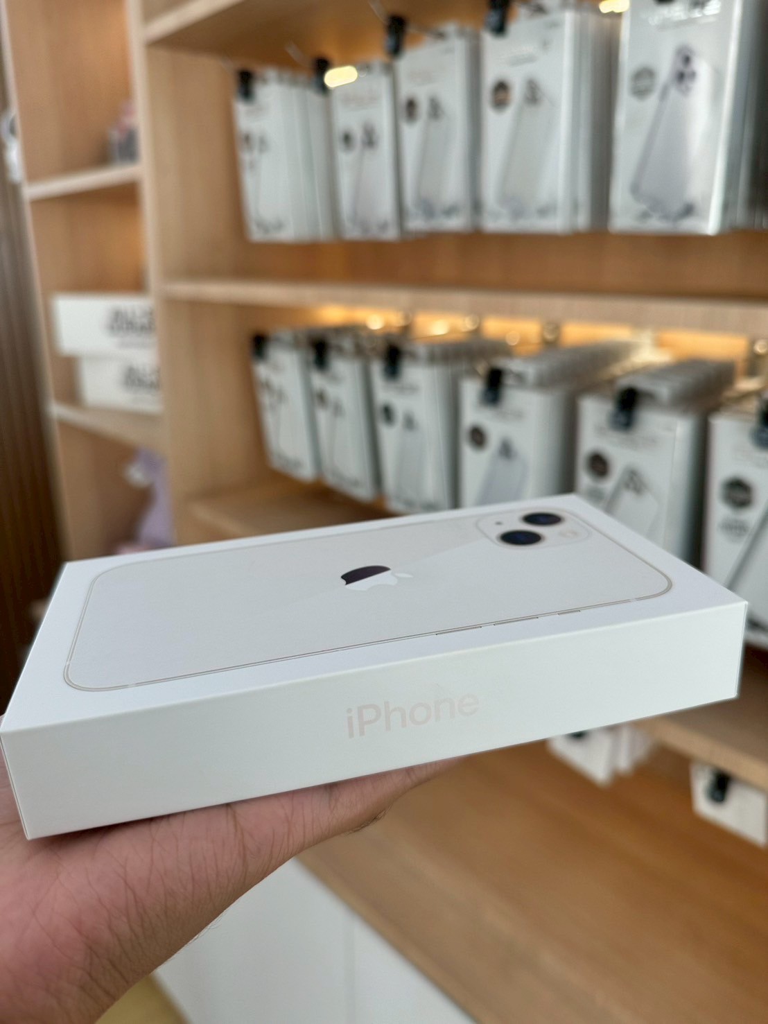 iPhone 13 128GB สี Starlight (มือ1)