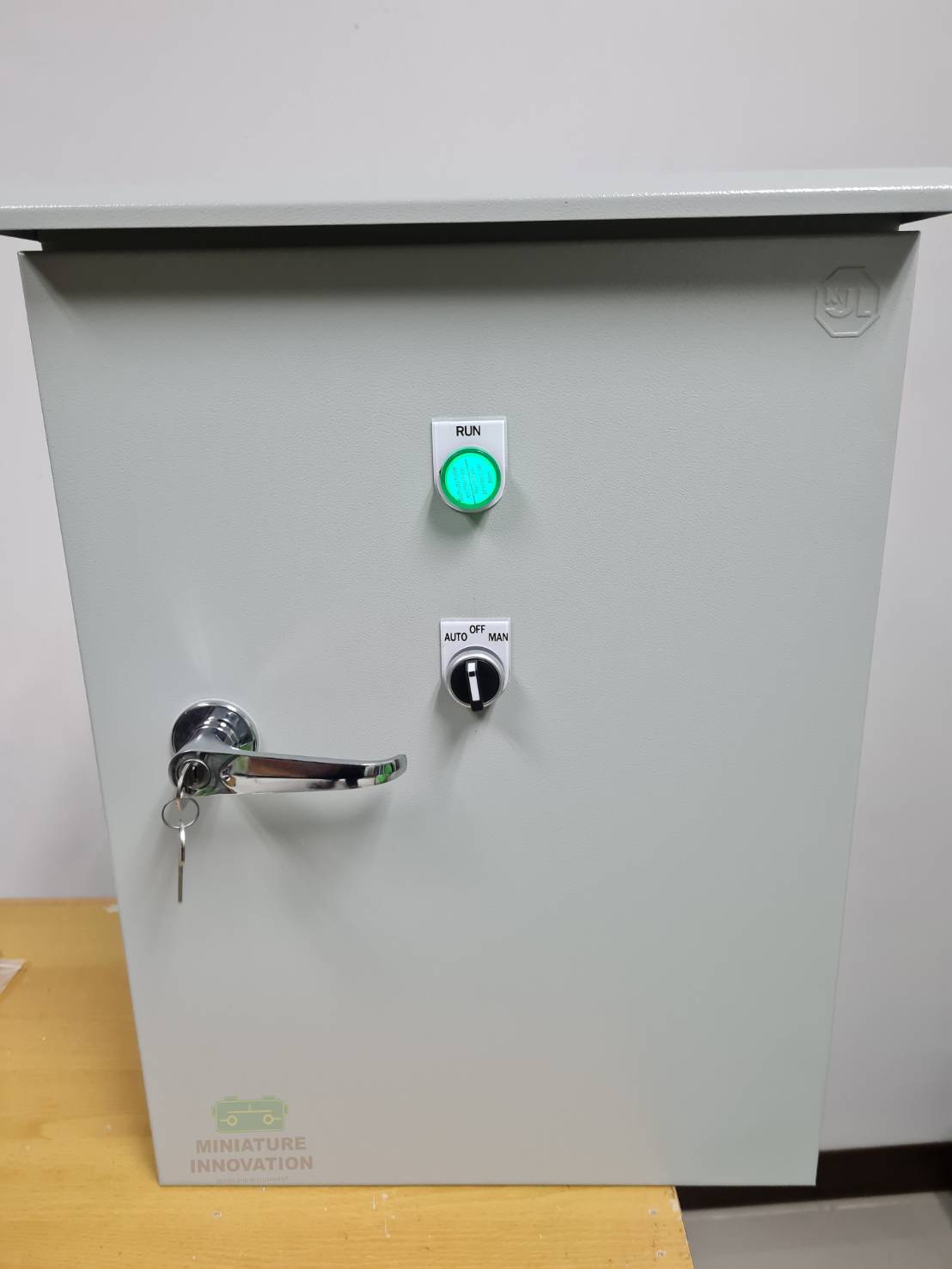 ตู้ควบคุมปั๊ม วาล์ว โดยควบคุมผ่าน Smart Phone [Hunter]