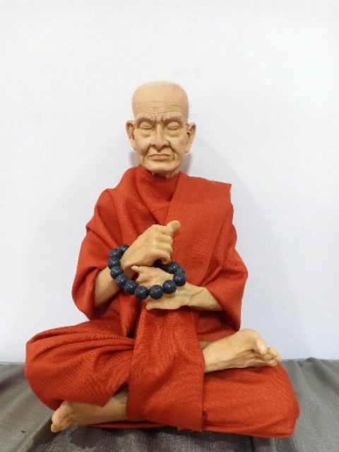 พระเกจิ ชื่อดัง หน้าตัก 5 นิ้ว (รับท่านใด ระบุในเเชท)