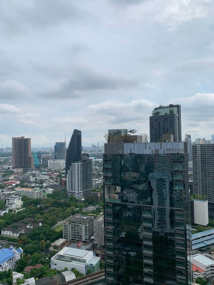 Laviq Sukhumvit57