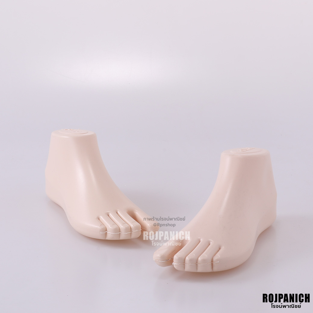 เท้าปลอมเด็ก