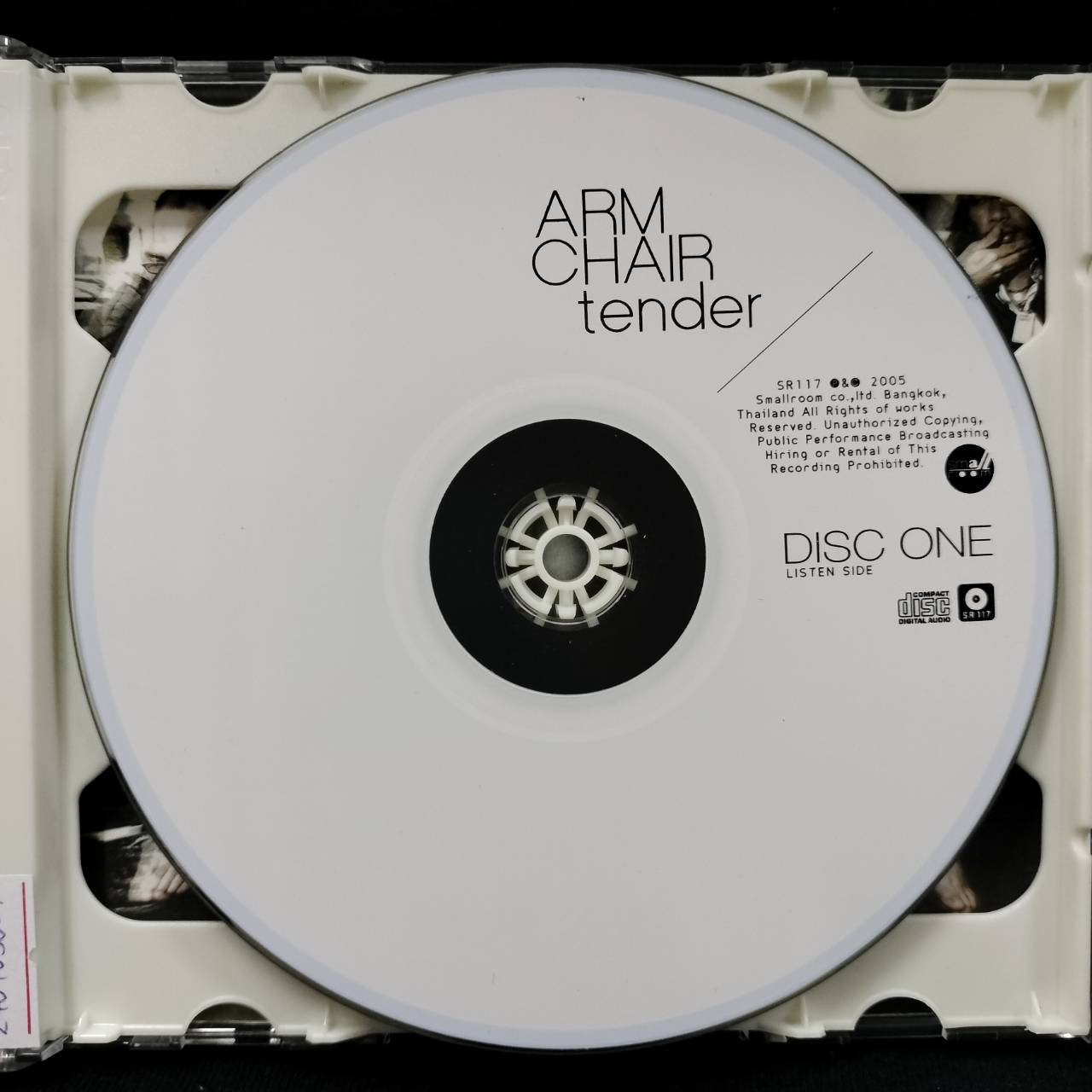 Armchair – Tender / ถาดรองแผ่นหัก / 2CD / แผ่นดี
