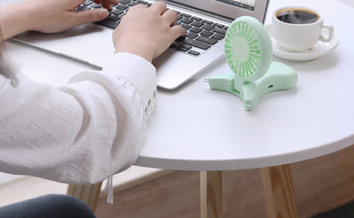 พัดลม,พัดลมUSB,พัดลมพกพา,พัดลมพร้อมสายคล้องคอ