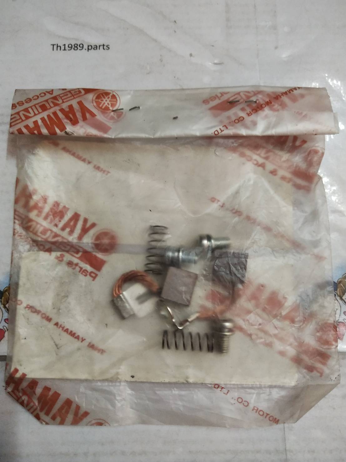 ชุดแปรงถ่าน สำหรับรุ่น FINO 2011, MIO125I, NOUVO อะไหล่แท้ YAMAHA 5VV-H1801-10