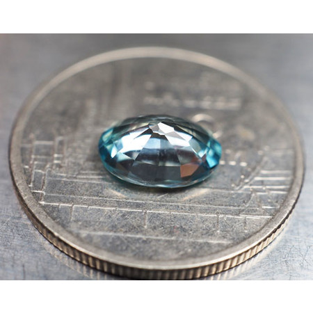 เพทาย (Blue Zircon) 1.70 กะรัตสีฟ้า