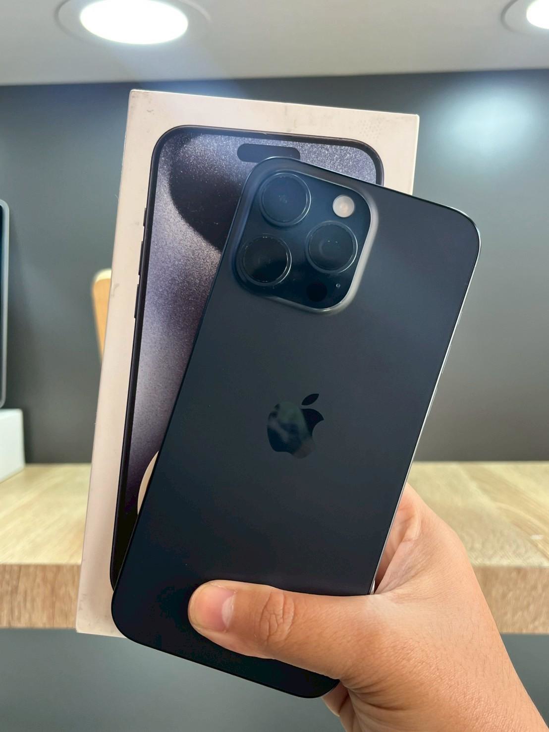 iPhone 15 Pro Max 256GB Blue Titanium