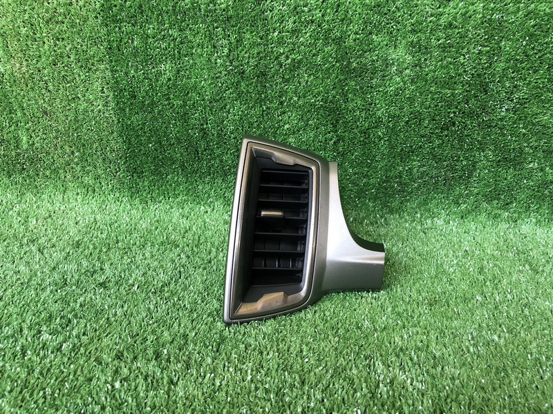 ช่องลมแอร์รถยนต์