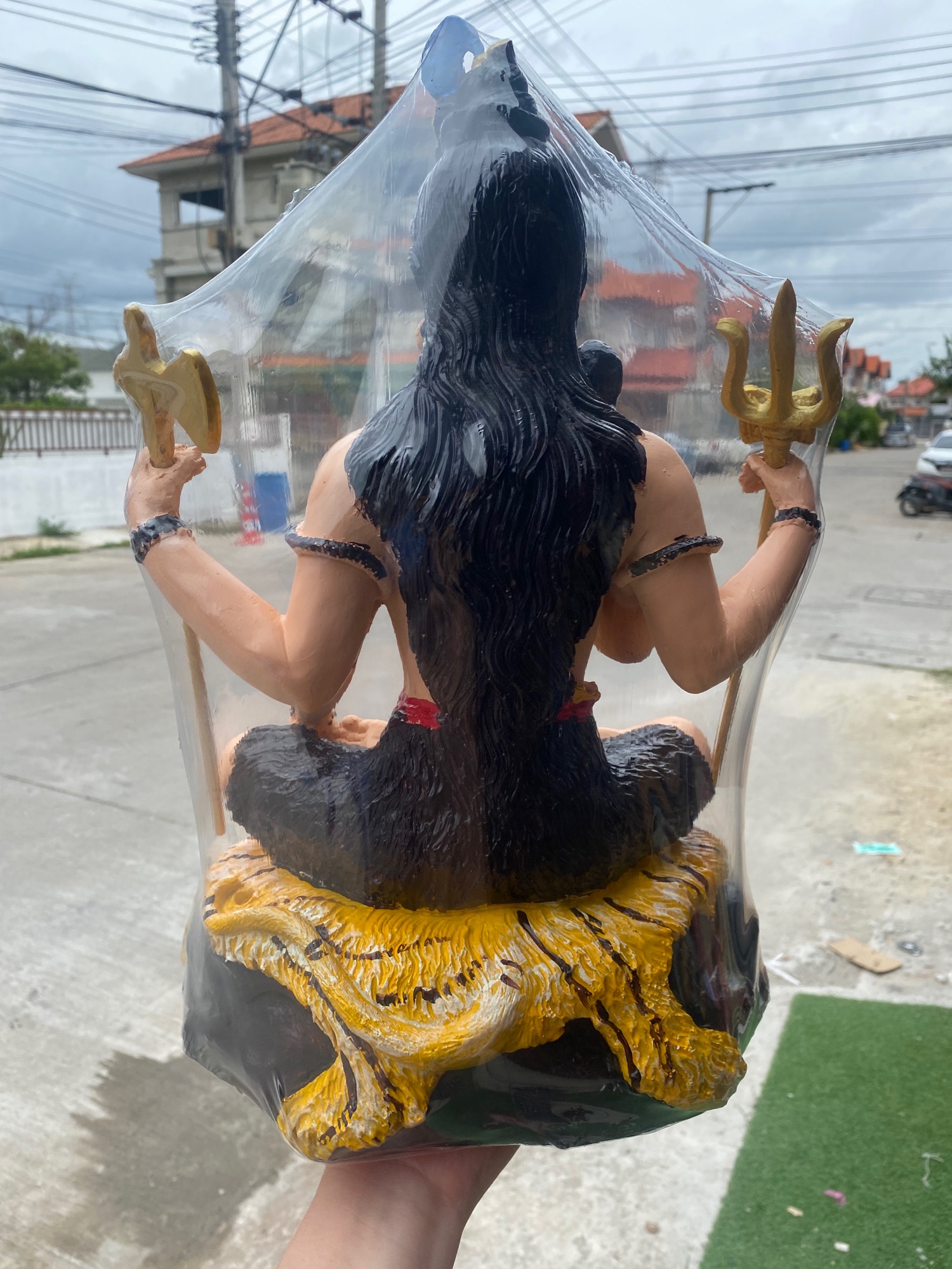 พระศิวะ กว้าง12นิ้ว สูง17นิ้ว องค์สีเนื้อฐานเสือ