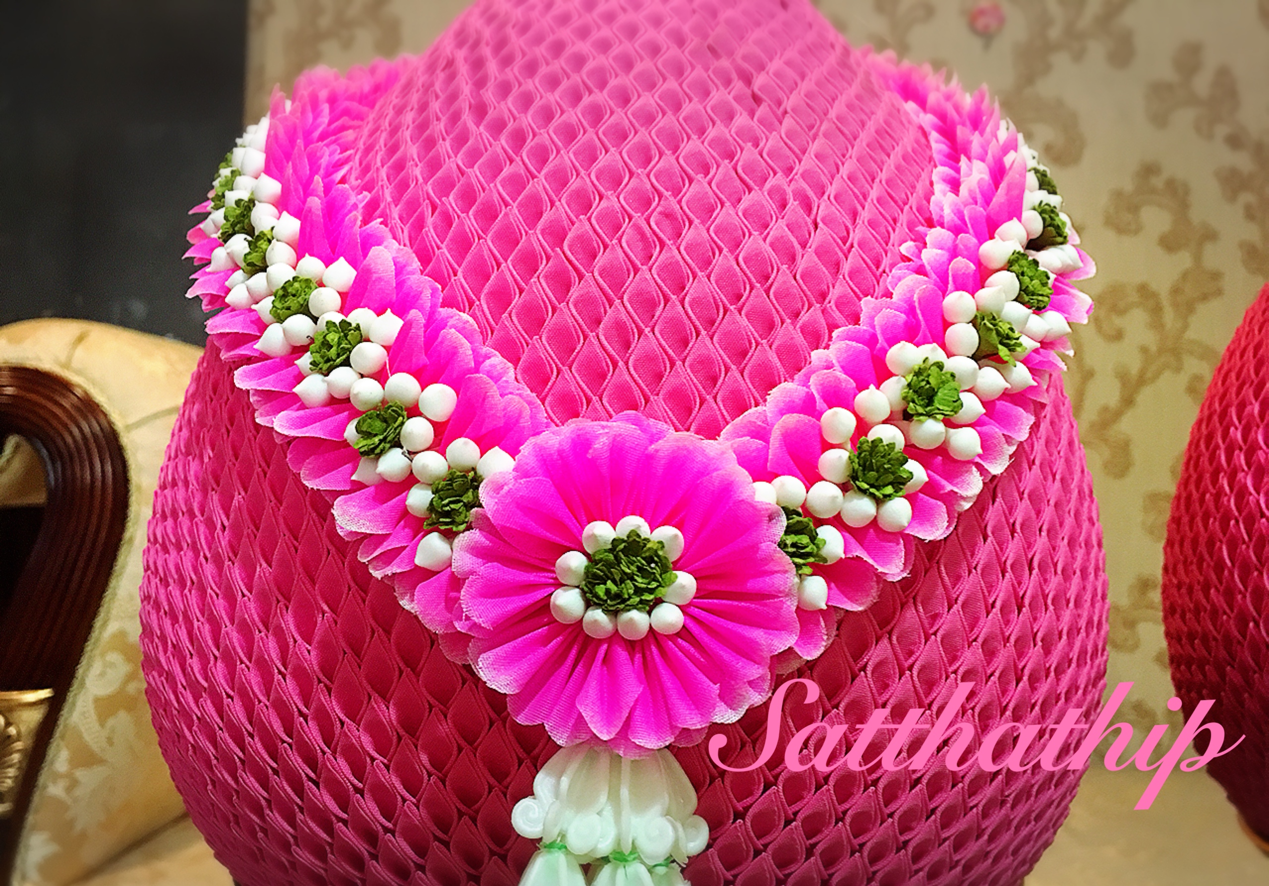 พานพุ่มผ้า สีชมพู - พานพุ่ม สีชมพู - พานพุ่มสักการะ สีชมพู - Phan bush