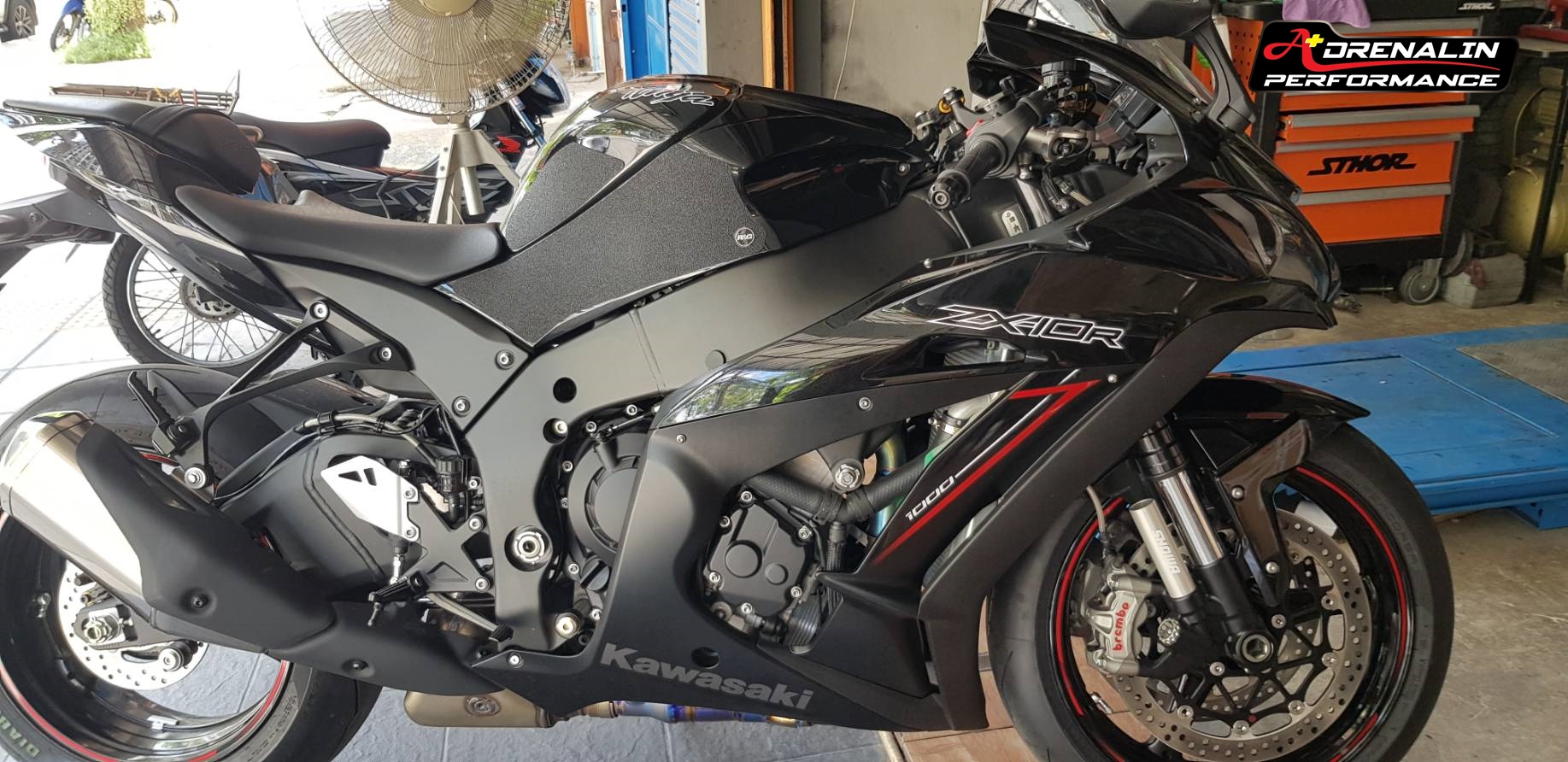 กันลื่นข้างถัง RG สำหรับ ZX10 2016+