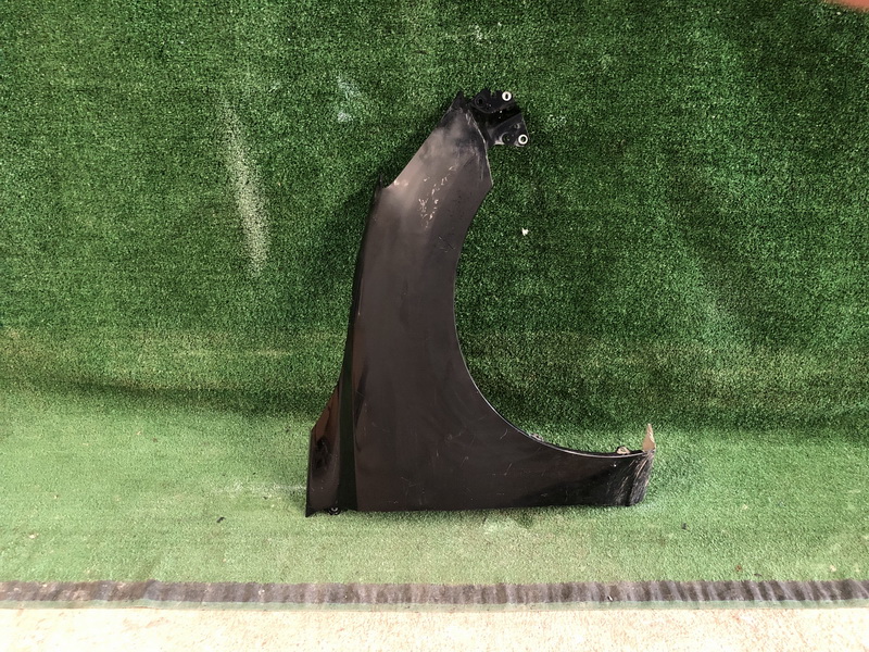 บังโคลนหน้า R Mazda Mazda3 Skyactiv 2014-2016