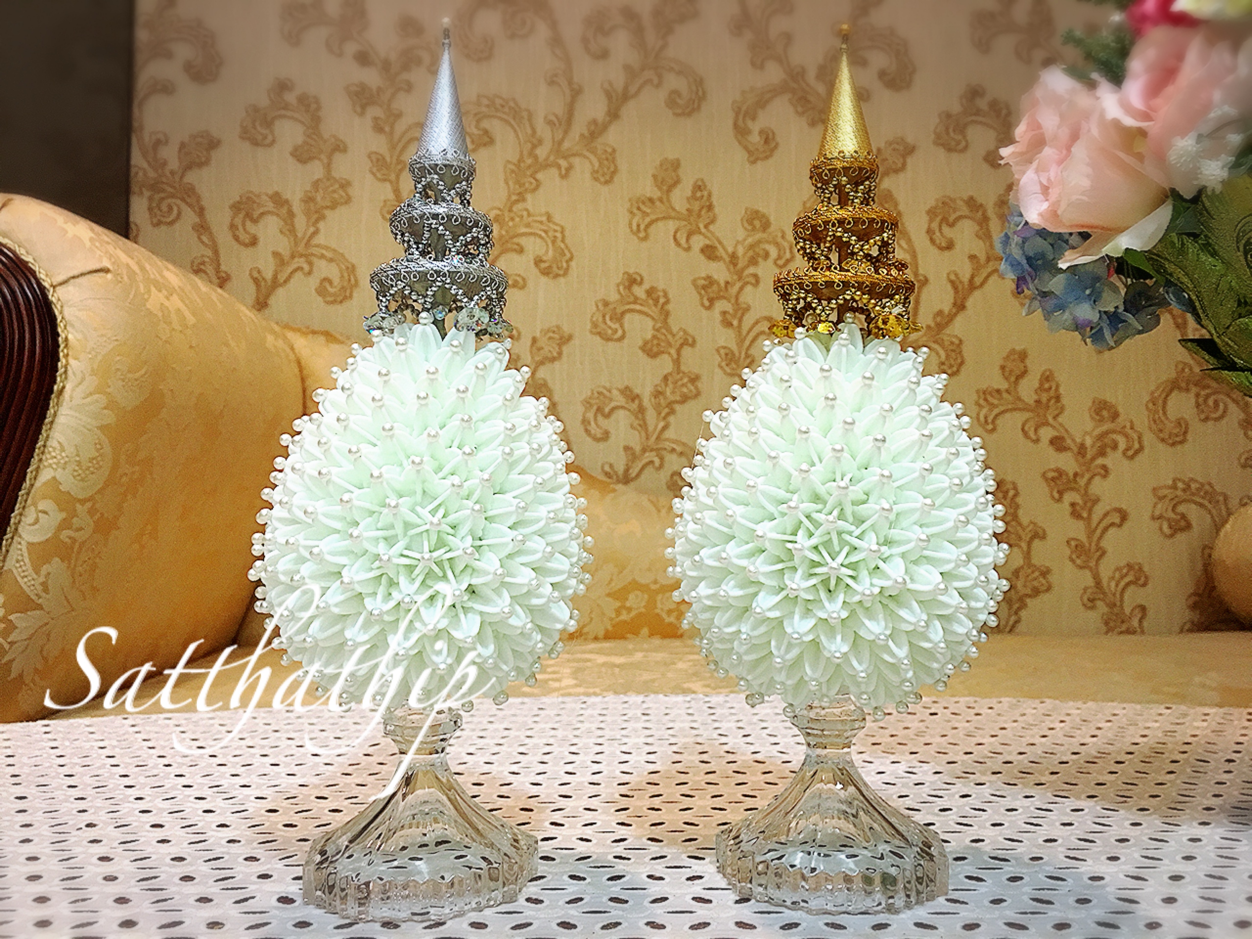 พานพุ่ม - พานพุ่มสักการะ - พานพุ่มดอกรัก - พานพุ่มดอกรักประดิษฐ์ (พลาสติก) - พานพุ่มสีขาว - Panpum