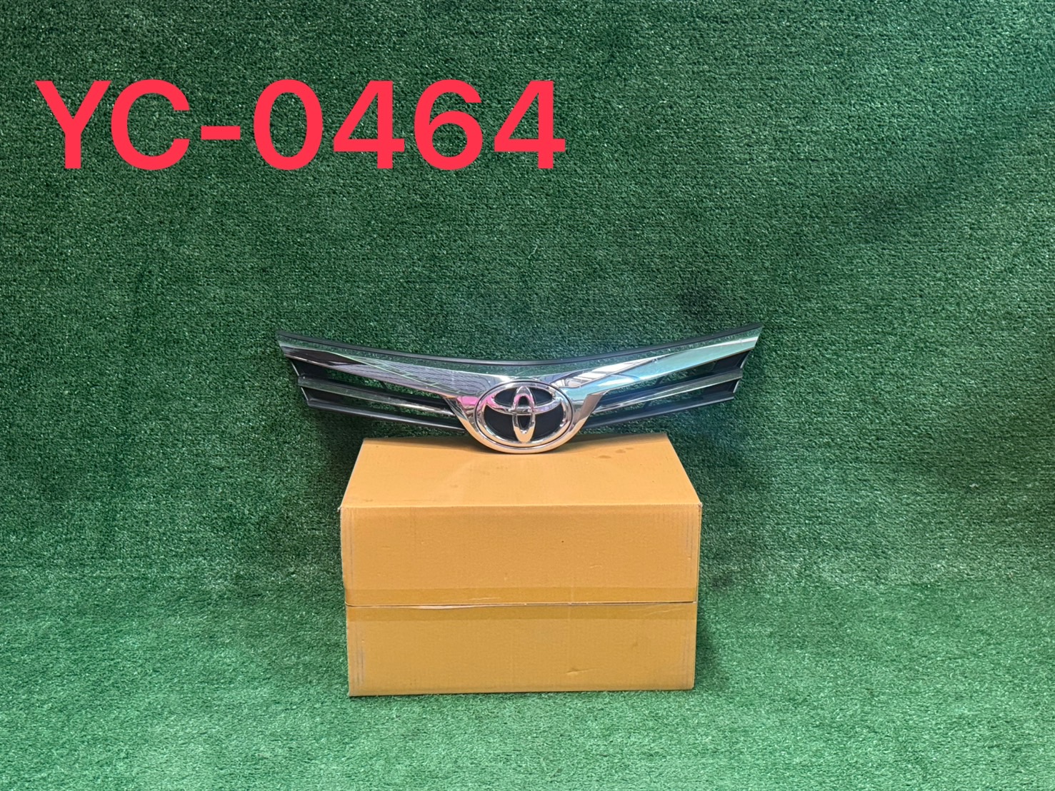 กระจังหน้า Toyota Altis 2016-18 แท้มือสอง