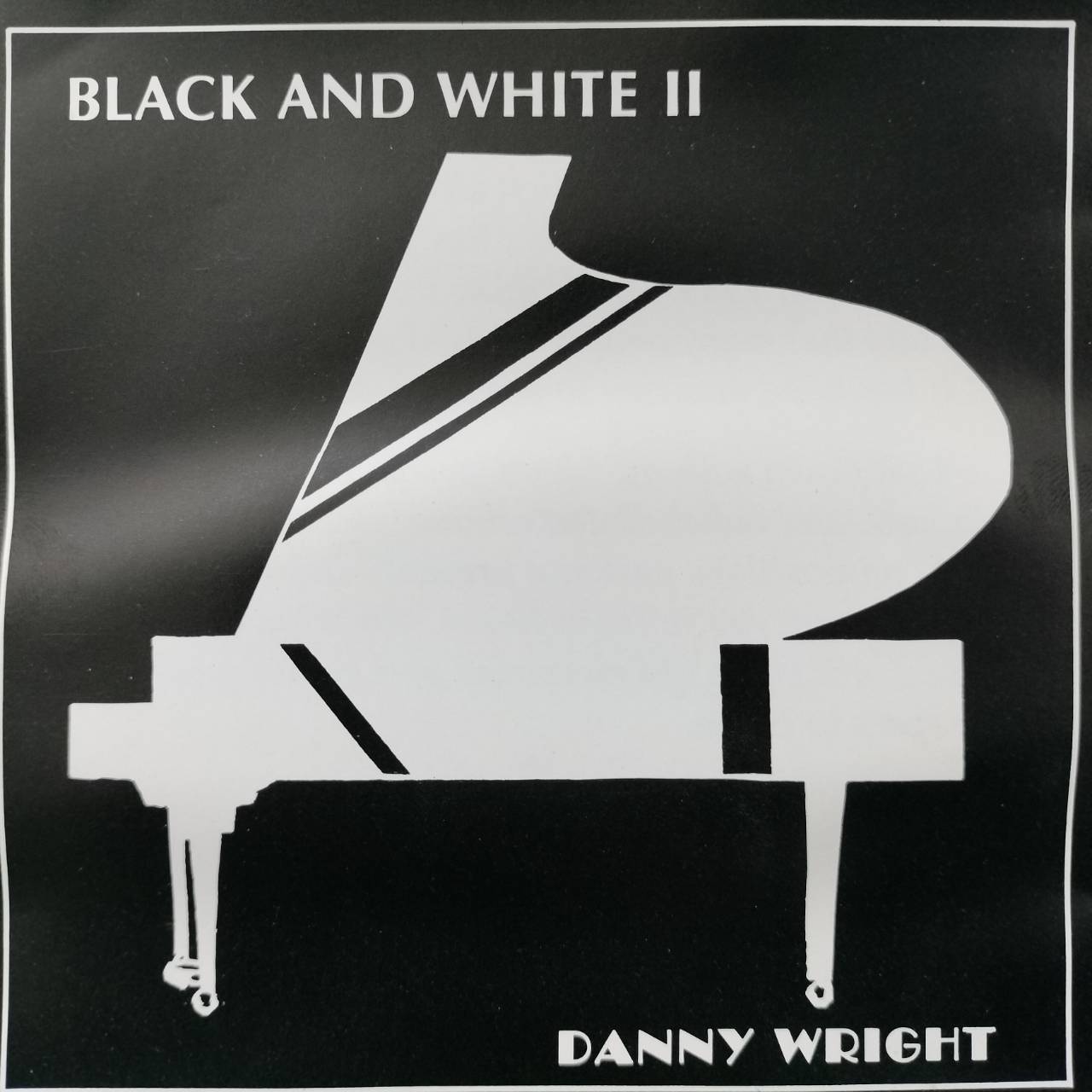 Danny Wright – Black And White II / CANADA / มีรอยหมึกปากกาด้านสกรีนแผ่น / แผ่นดี