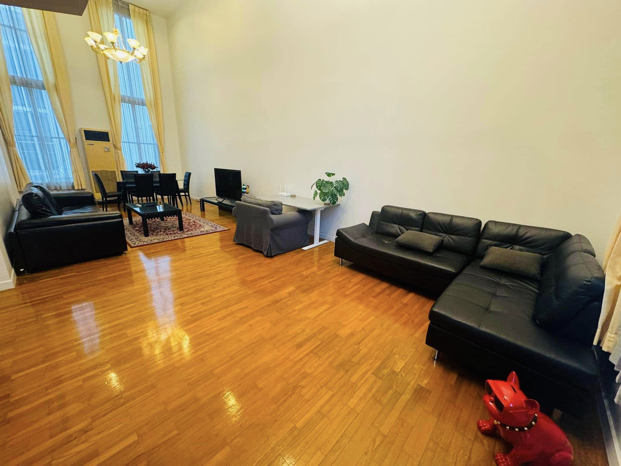 Townhouse Moo Bann Klang Krung Thonglor