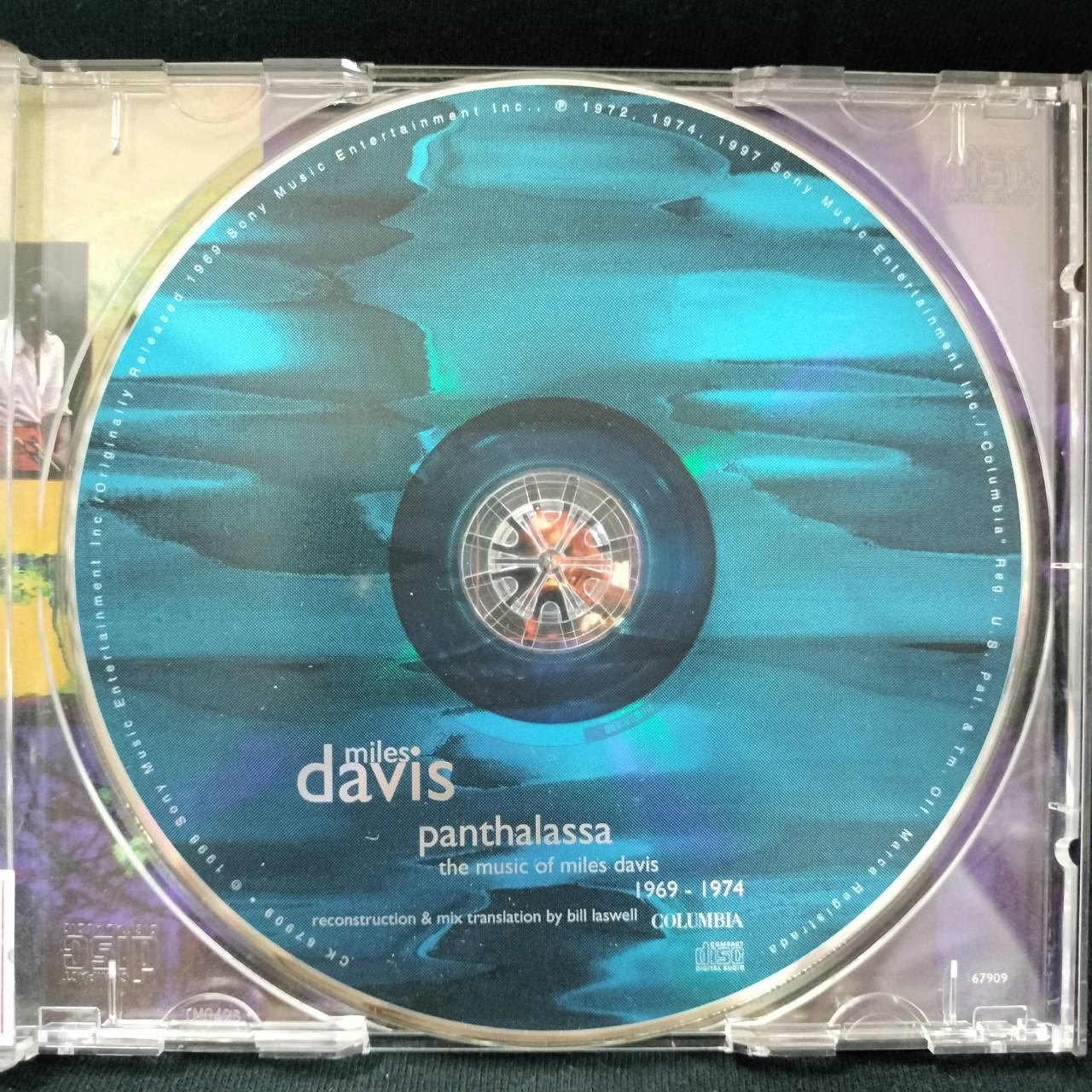 Miles Davis – Panthalassa: The Music Of Miles Davis 1969-1974 / USA / มีรอยบ้าง