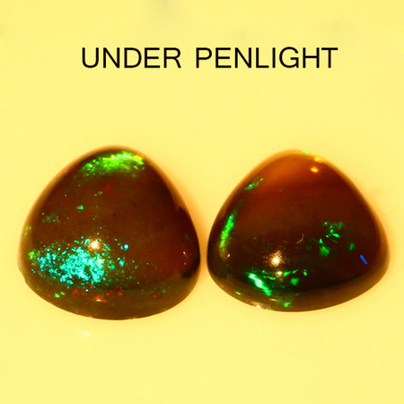 แบล็คโอปอล (Black Opal) 1.60 กะรัต 2 ชิ้น