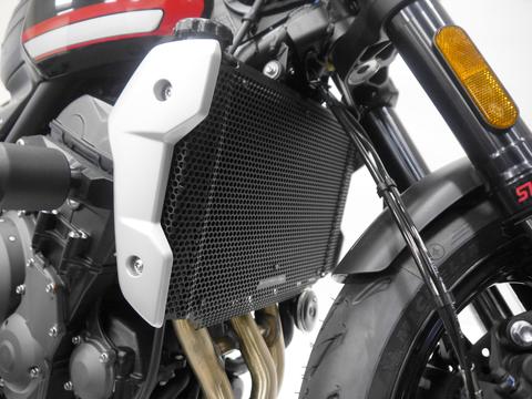 Evotech - การ์ดหม้อน้ำ สำหรับ Triumph Trident 2021+