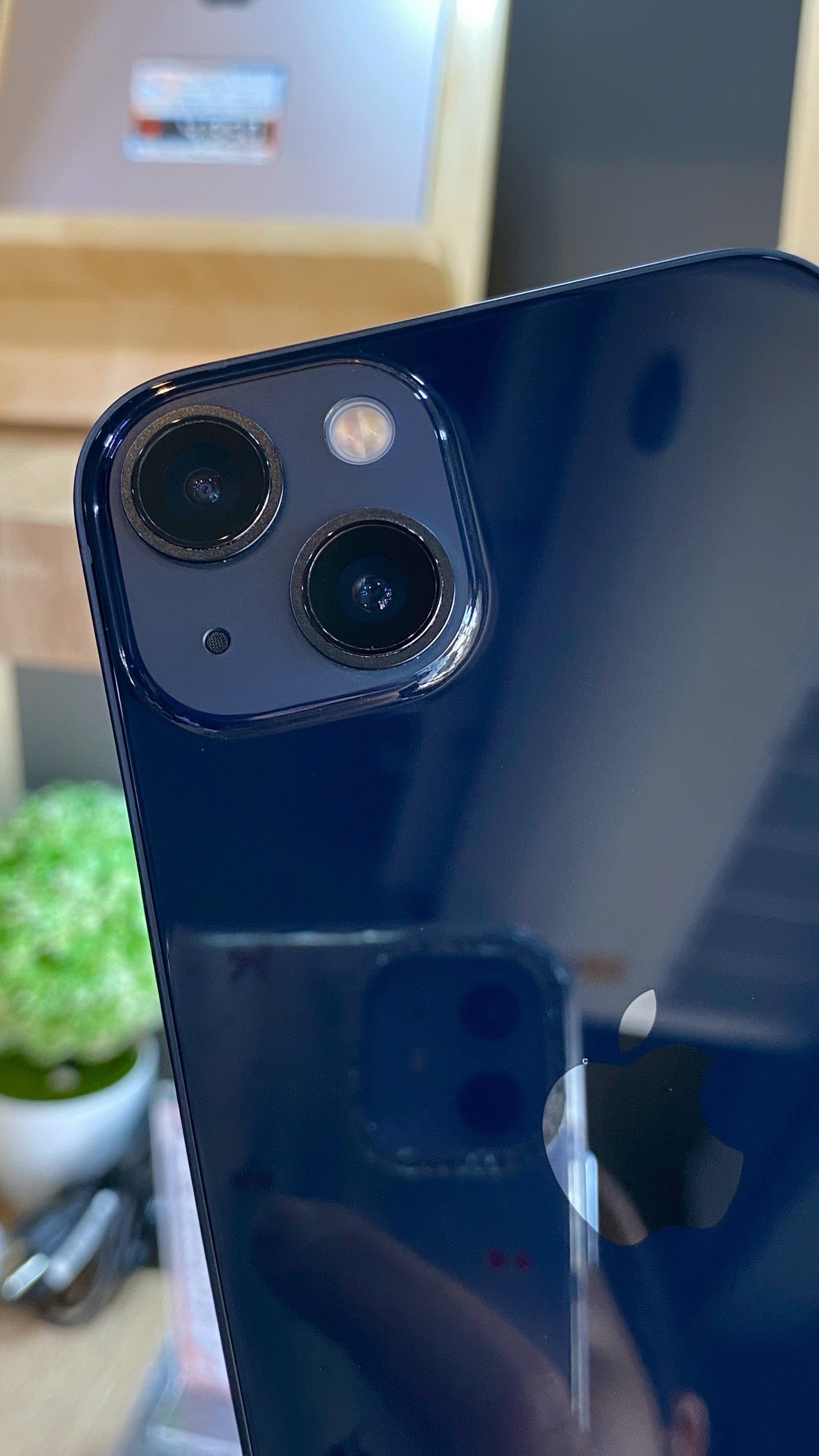 iPhone 13 128GB Midnight