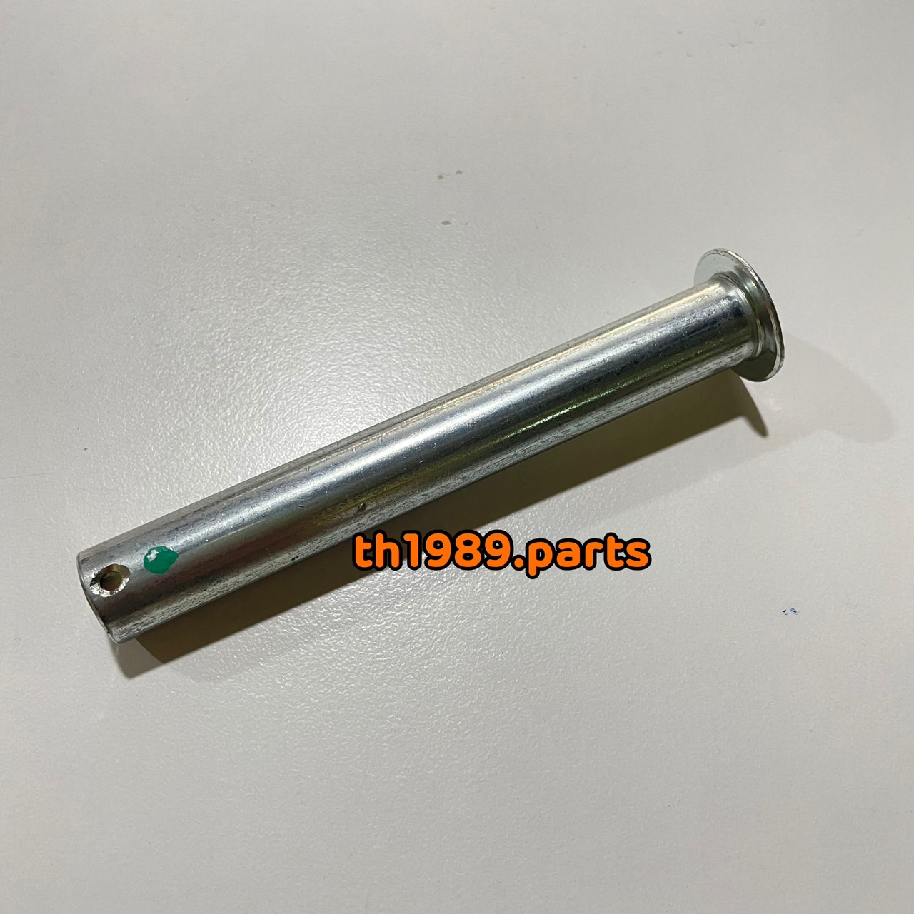 5YP-F7112-00 แกนขาตั้งกลาง แกนขาตั้งคู่ SPARK135 , SPARK135I อะไหล่แท้ YAMAHA